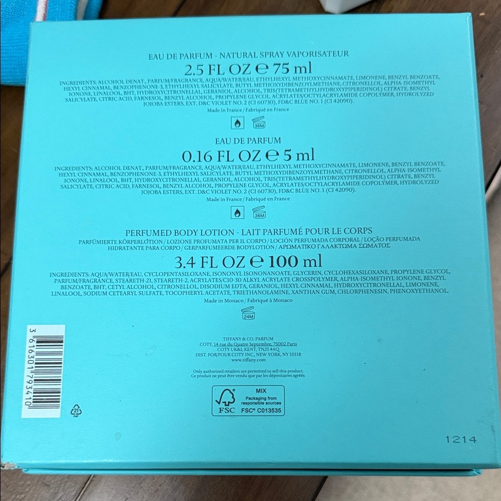 Tiffany & Co. Eau De Parfum 2.5 oz and Body Lotion gift set - Picture 12 of 14